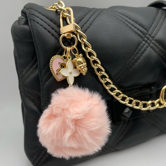PINK POM POM | Clover & Bear | Bag Charm | Keychain (Brand New!) ✨ - Picture 4 of 9
